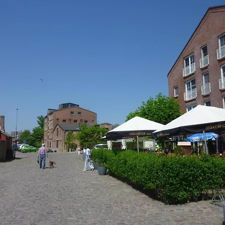 Lägenhet Bootsmann - Wassernah Mit Garten & Eingezaeunter Terrasse *