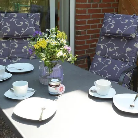 Bootsmann - Wassernah Mit Garten & Eingezaeunter Terrasse *